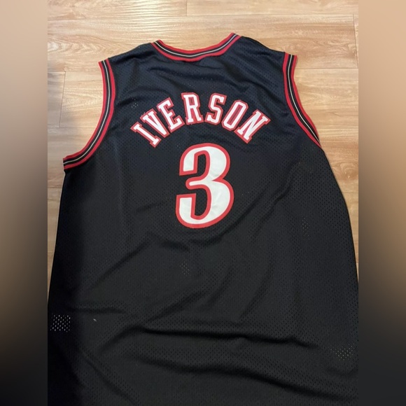 Sixers Allen Iverson Jersey - Picture 4 of 4